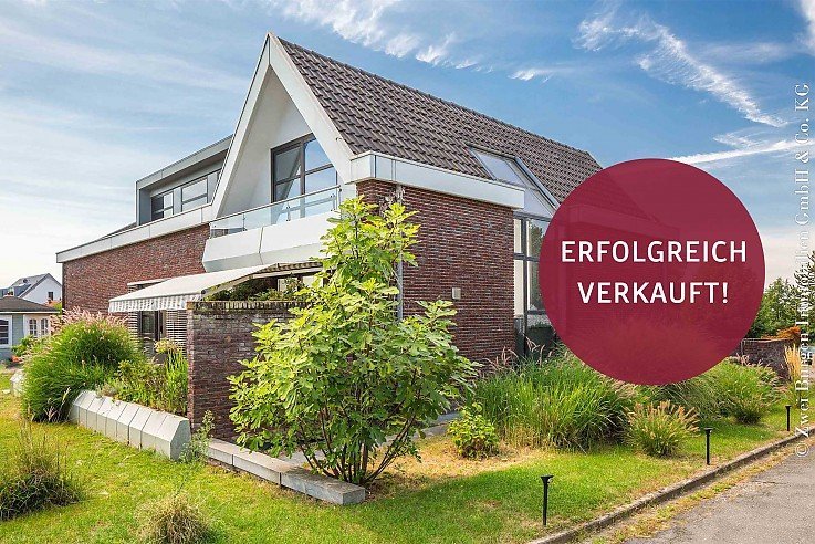 Foto Freistehendes Einfamilienhaus mit ELW