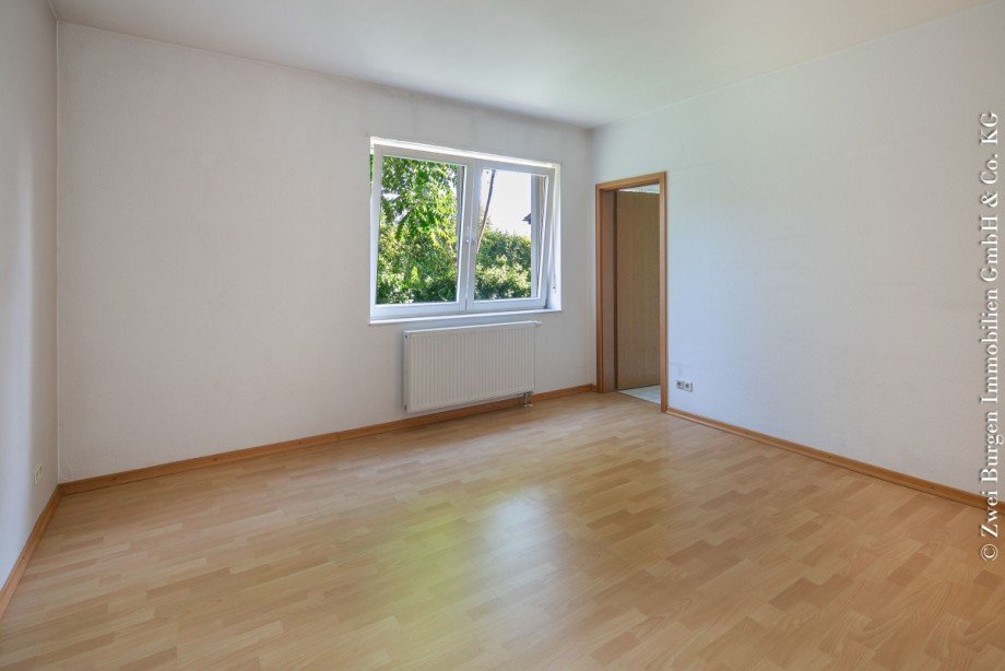 Schlafzimmer mit Bad en Suite Wohnung Weinheim