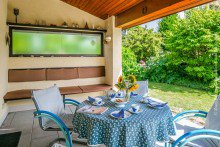 gro�z�gig �berdacht Freistehendes Einfamilienhaus mit Doppelgarage in gesuchter Wohnlage von Hirschberg-Gro�sachsen