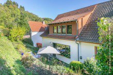 Gartenseite Freistehendes Vierfamilienhaus N�he Innenstadt von Weinheim +VERKAUFT+