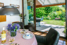 Blick Terrasse Freistehendes Einfamilienhaus mit Doppelgarage in gesuchter Wohnlage von Hirschberg-Gro�sachsen