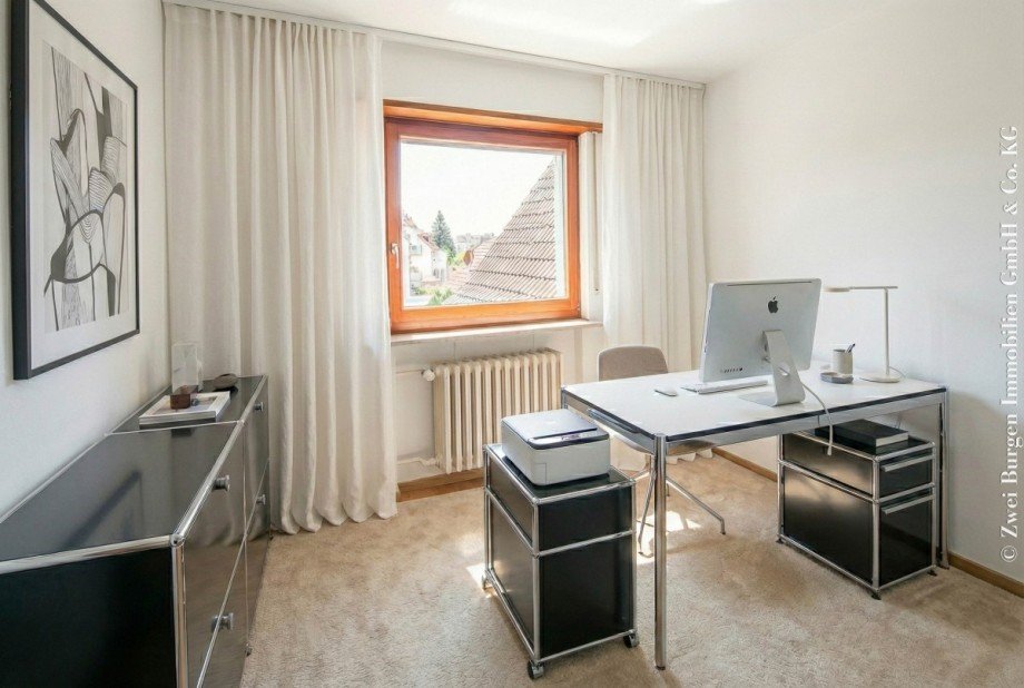 kleines B�ro 2. OG, virt. m�bliert Einfamilienhaus Viernheim