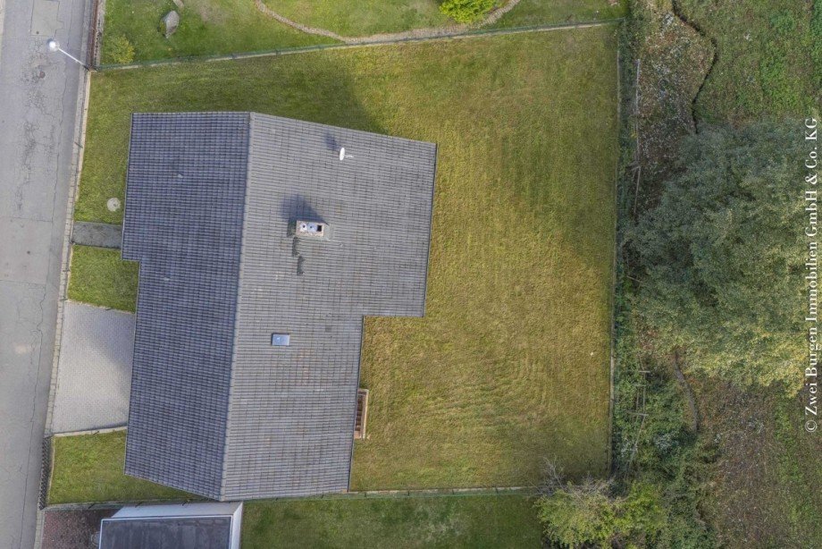 800 m� Grundst�ck Einfamilienhaus Abtsteinach