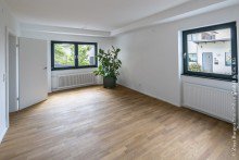 Zimmer unten Modernes Wohndomizil im Bauhausstil - in ruhiger unverbaubarer Fernsichtlage +VERKAUFT+