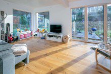 Wohnbereich Freistehendes modernes Einfamilienhaus am Naturrand in M�rlenbach-Kerngemeinde