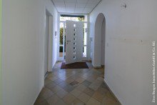 Eingang Gro�z�giges Familiendomizil in Weinheim-L�tzelsachsen +VERKAUFT+