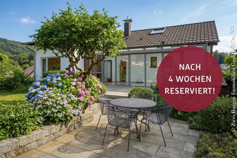 Nach 4 Wochen reserviert! Weinheim Einfamilienhaus Naturnah wohnen mit kurzen Schulwegen - 6-Zimmer-Einfamilienhaus mit ELW, Weinheim-Steinklingen