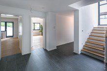 Diele unten Modernes Wohndomizil im Bauhausstil - in ruhiger unverbaubarer Fernsichtlage +VERKAUFT+