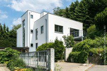 Gesamtansicht Modernes Wohndomizil im Bauhausstil - in ruhiger unverbaubarer Fernsichtlage +VERKAUFT+