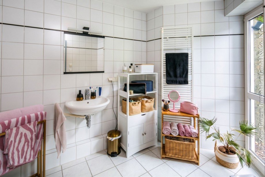 EG Tageslichtbad Mehrfamilienhaus Hemsbach
