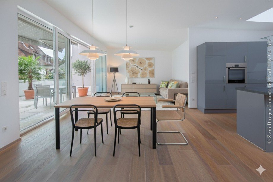 Wohn- und Essbereich, virt. mobliert Wohnung Weinheim