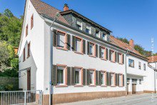 Geb�udeansicht Freistehendes Vierfamilienhaus N�he Innenstadt von Weinheim +VERKAUFT+