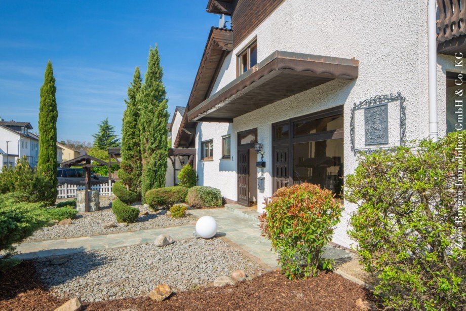 Eing�nge Einfamilienhaus Lorsch
