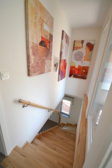 Treppenhaus_235 Neuwertige exklusive Maisonette-Eigentumswohnung in Innenstadtlage von Weinheim +VERKAUFT+