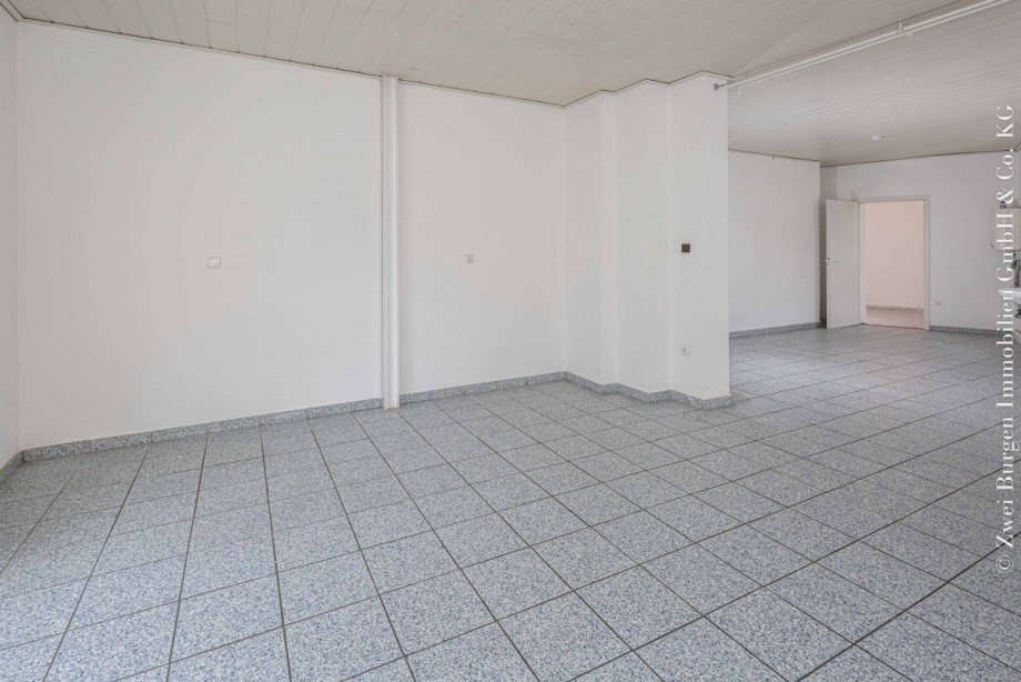 Ladengesch�ft im EG Mehrfamilienhaus Viernheim