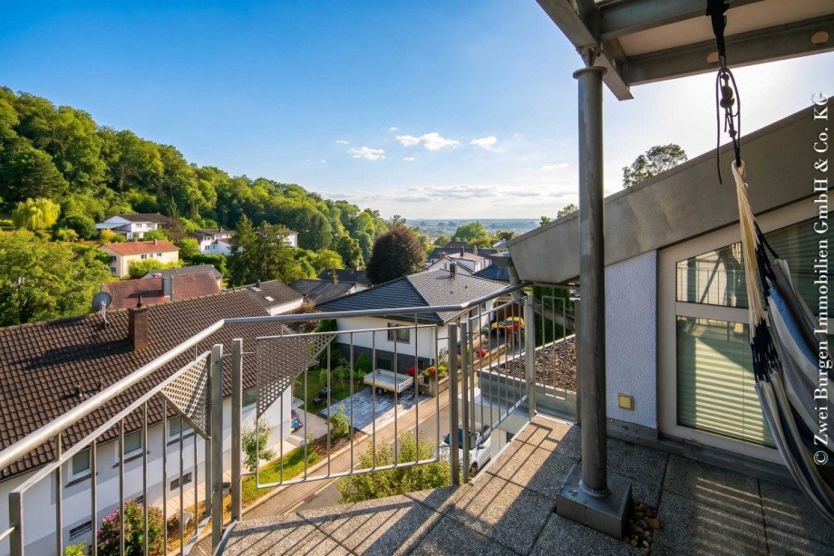 Dachgeschoss Fernblick Mehrfamilienhaus Hemsbach