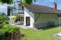 Bild (ee1a7f243dfe75635f9ab68bd146925b): Zweifamilienhaus in exklusiver Fernsichtlage von Weinheim-L�tzelsachsen + 360�-Tour und 3D