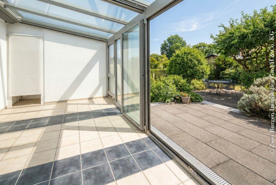 Wintergarten und Terrasse Einfamilienhaus Weinheim